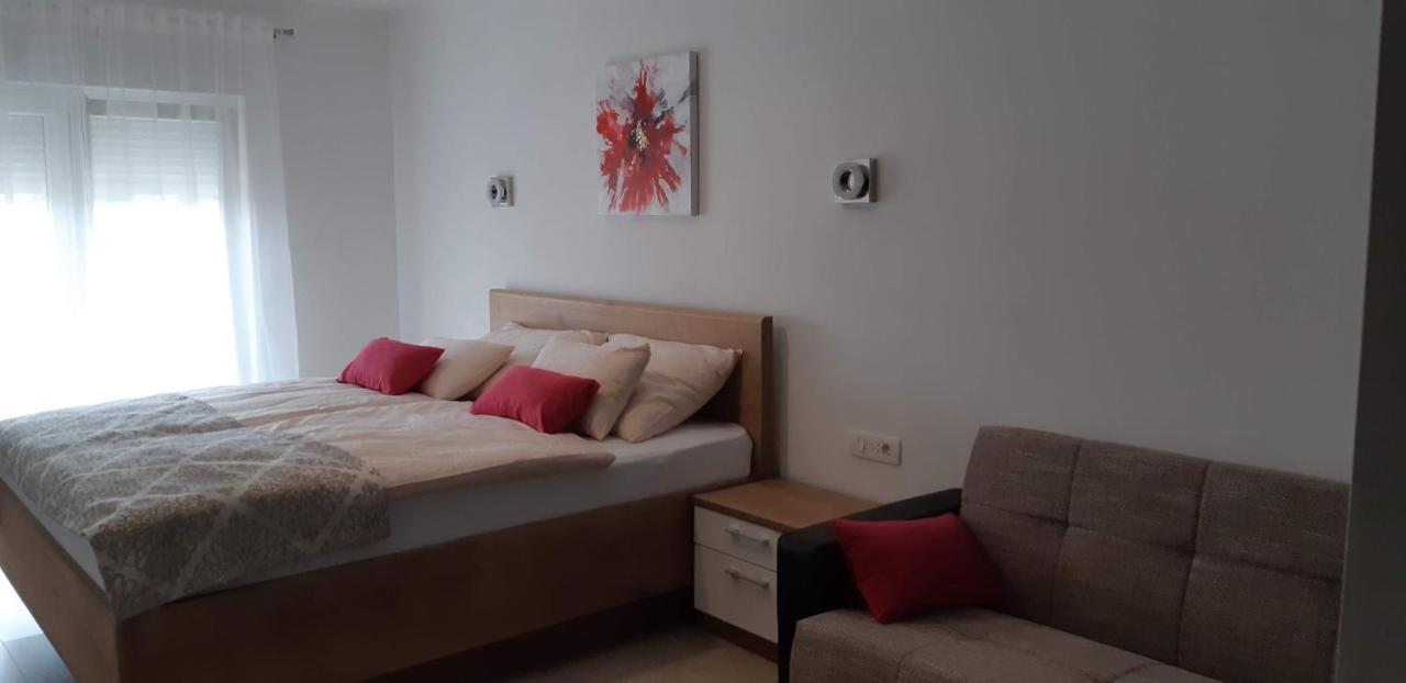 House Delić Hotel Vrhovine Buitenkant foto