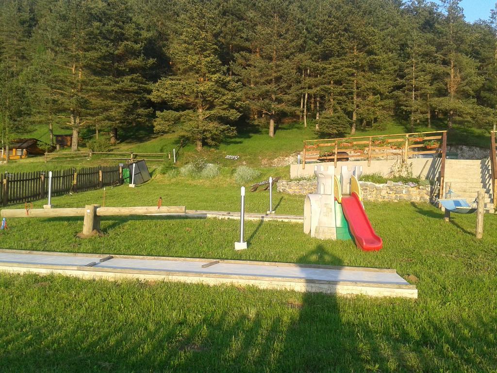 House Delić Hotel Vrhovine Buitenkant foto