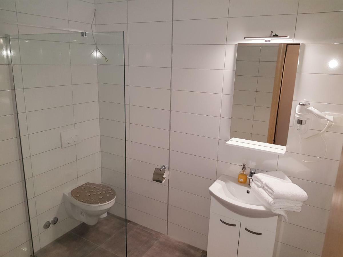 House Delić Hotel Vrhovine Buitenkant foto
